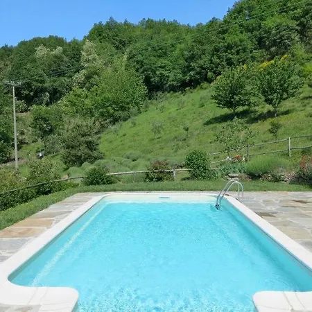 Scorrone Sleeps 16 Pool Wifi Cossano Belbo