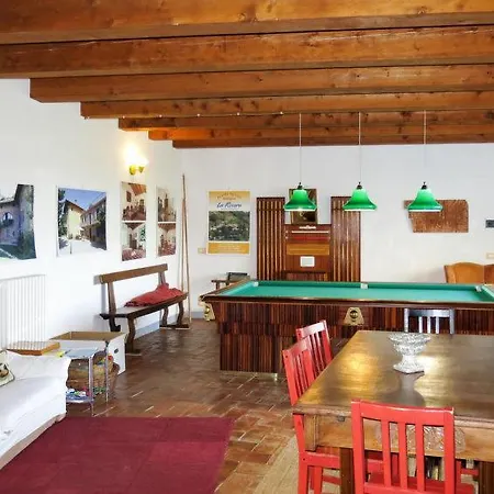 Scorrone Sleeps 16 Pool Wifi * Cossano Belbo