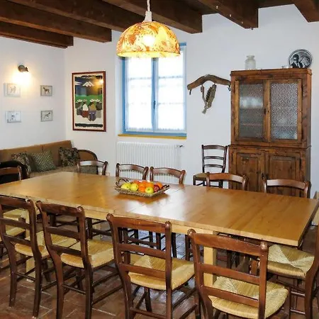 Scorrone Sleeps 16 Pool Wifi * Cossano Belbo